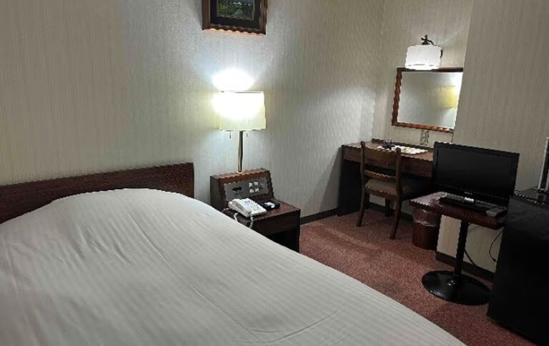 シングルルームB